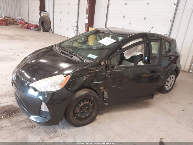 Toyota Prius c Two