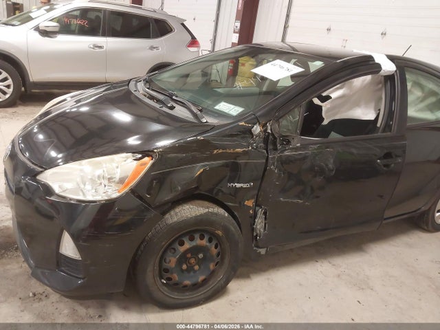 Toyota Prius c Two