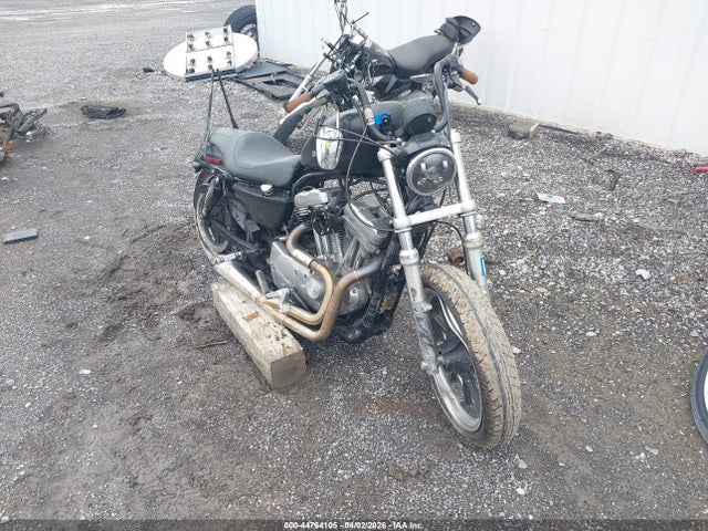 Salvage Harley-Davidson Xl883 Image