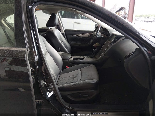 INFINITI Q50 3.0t Premium