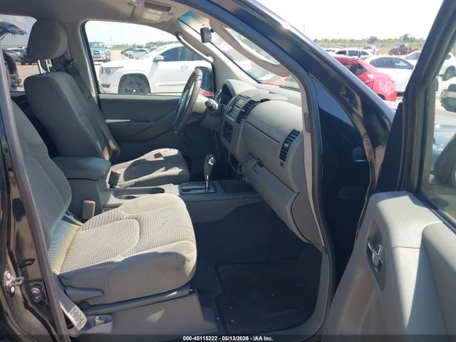 Nissan Frontier Se