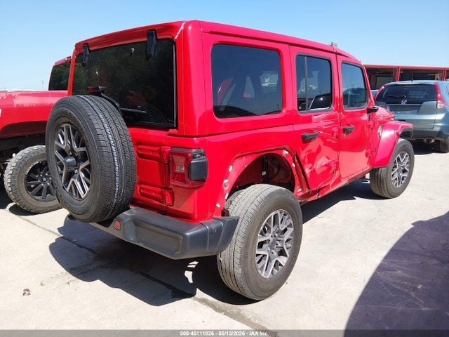 Jeep Wrangler 4-door Sahara 4x4