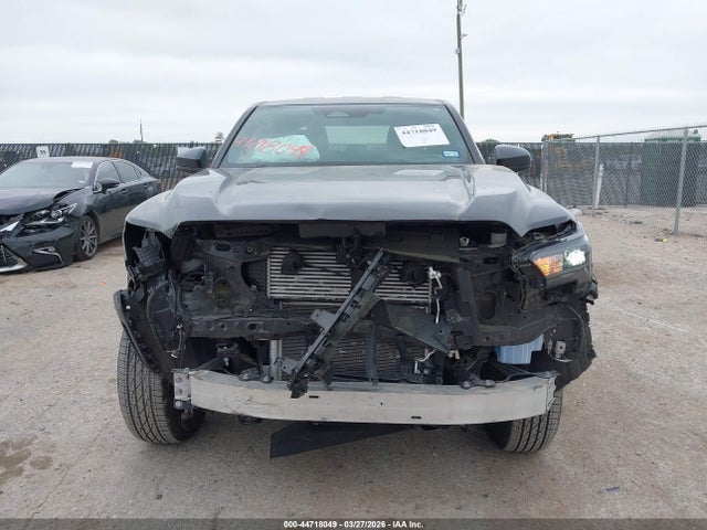 Toyota Tacoma Sr5