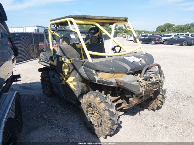 Salvage Can-Am Defender Image
