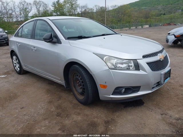 Salvage Chevrolet Cruze Image