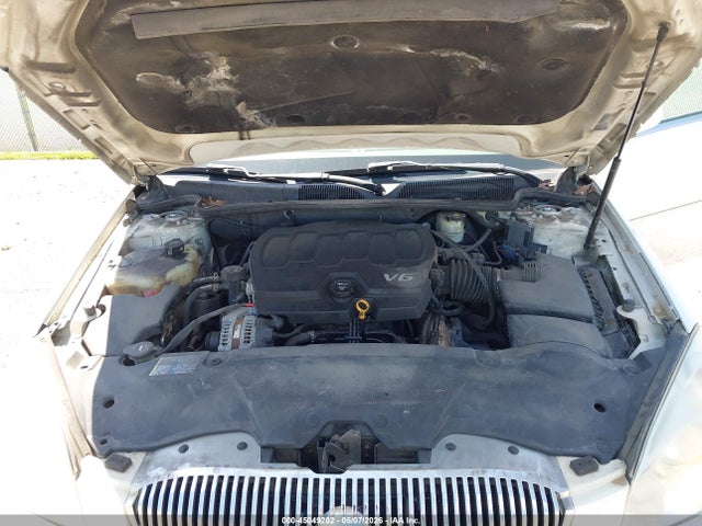 Buick Lucerne Cx-2