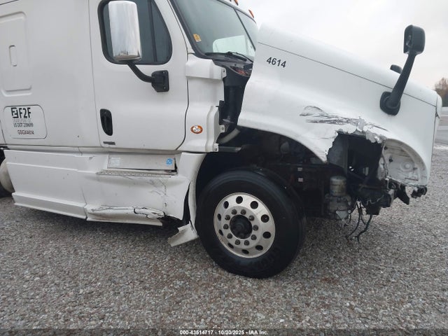 Freightliner Cascadia 125