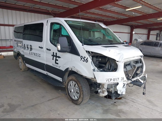 Salvage Ford Transit Image