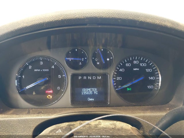 Cadillac Escalade Standard