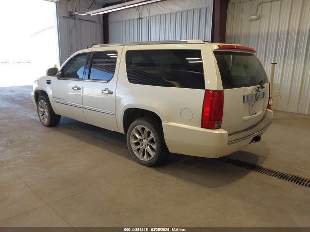 Cadillac Escalade Standard