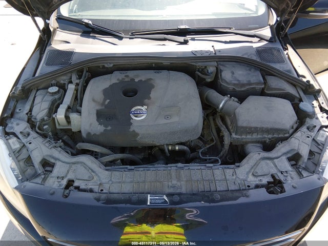 Volvo S60 T5