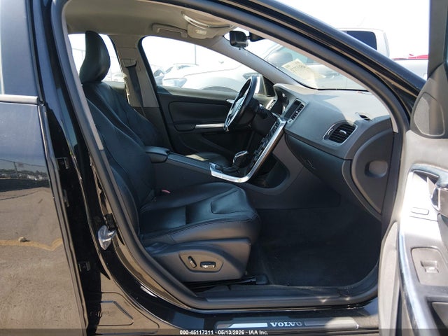 Volvo S60 T5