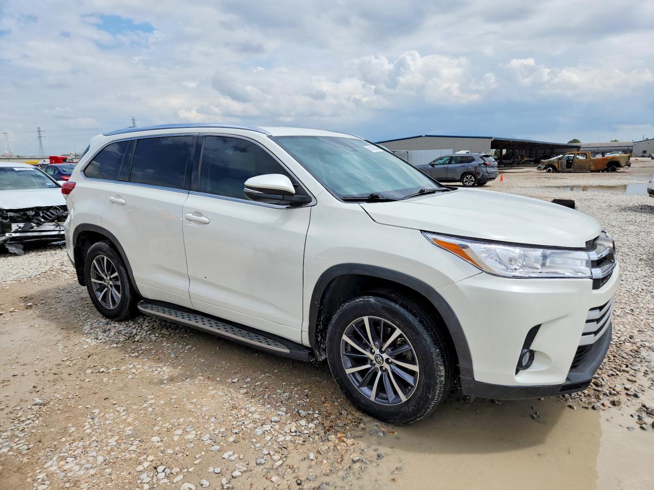 Toyota Highlander Xle