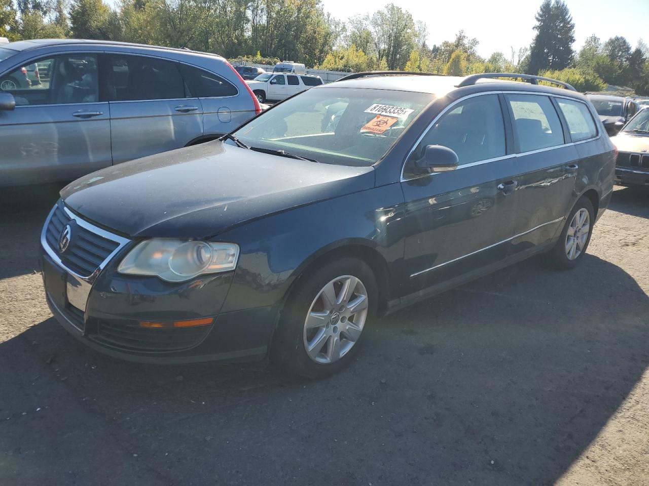Salvage Volkswagen Passat Image