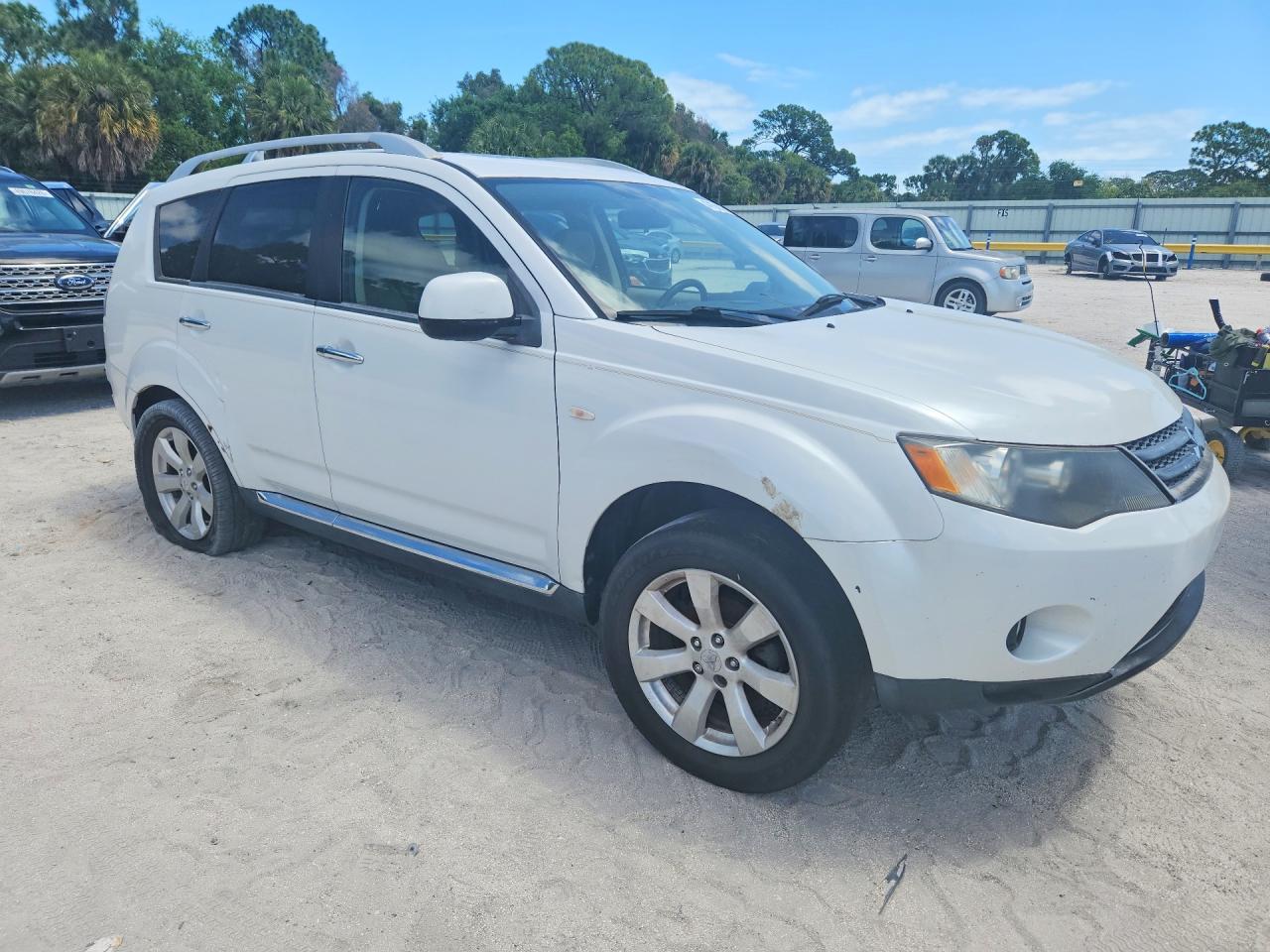 Mitsubishi Outlander Se
