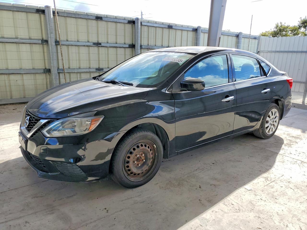 Salvage Nissan Sentra Image