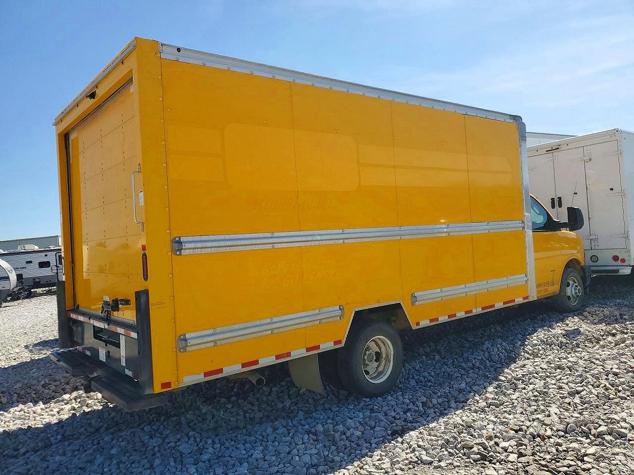 GMC Savana Cutaway G4500