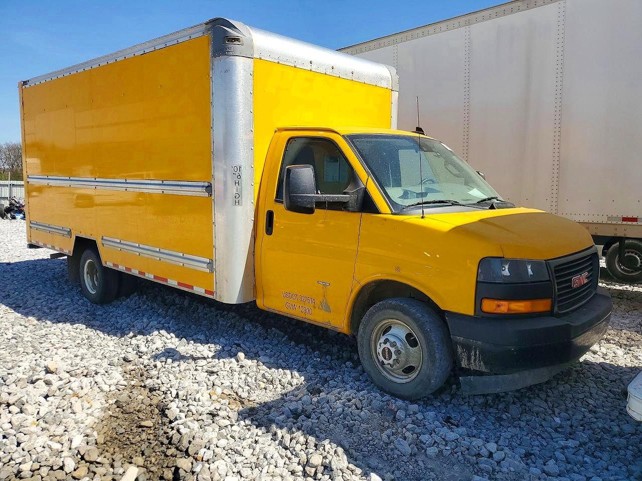 GMC Savana Cutaway G4500
