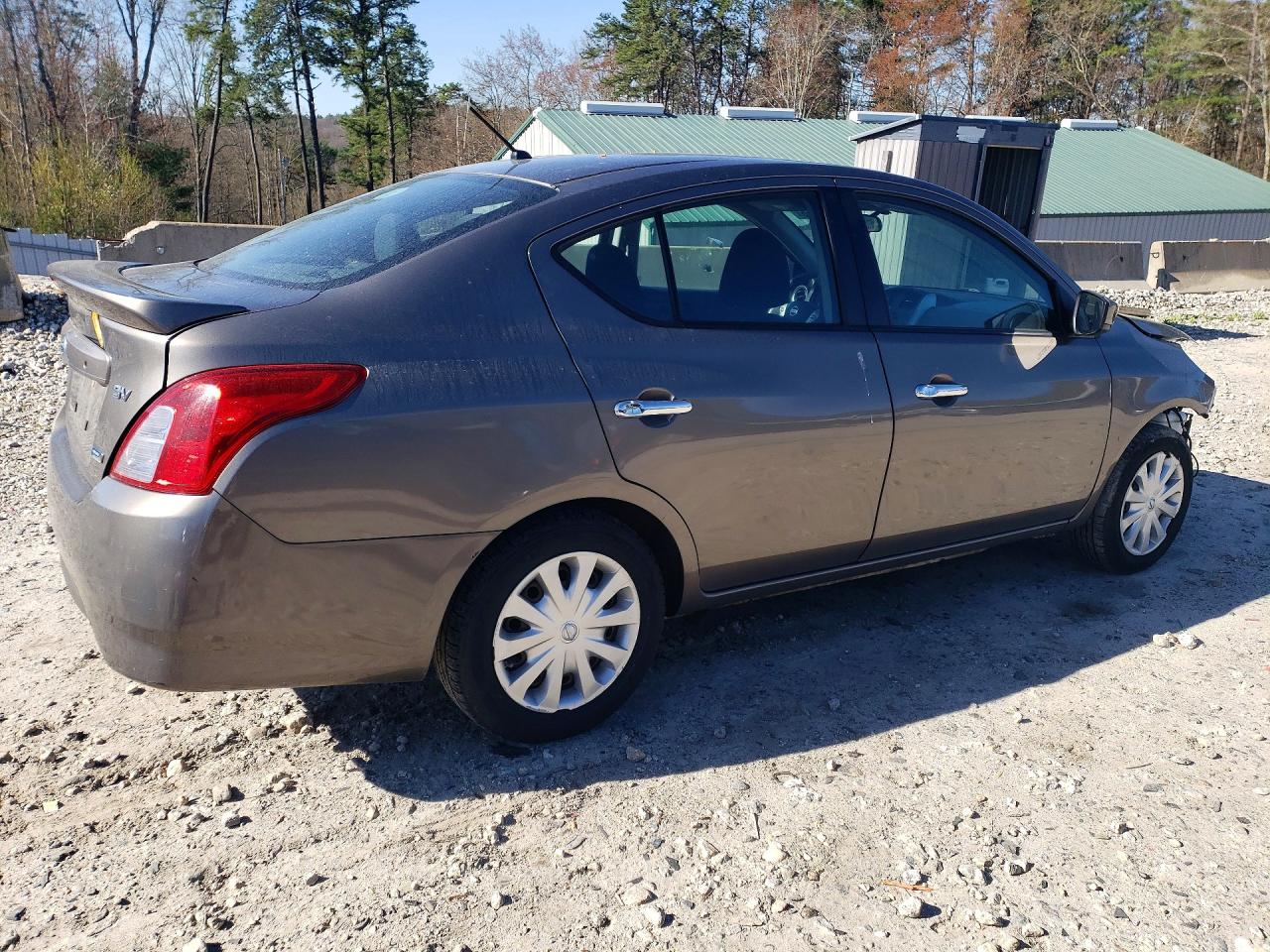 Nissan Versa 1.6 Sv