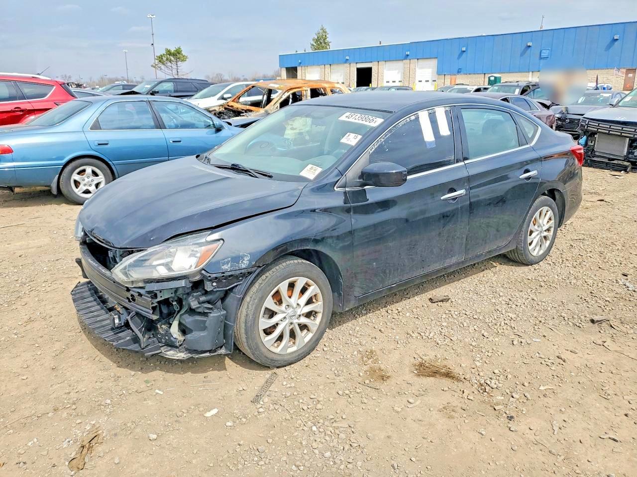 Salvage Nissan Sentra Image