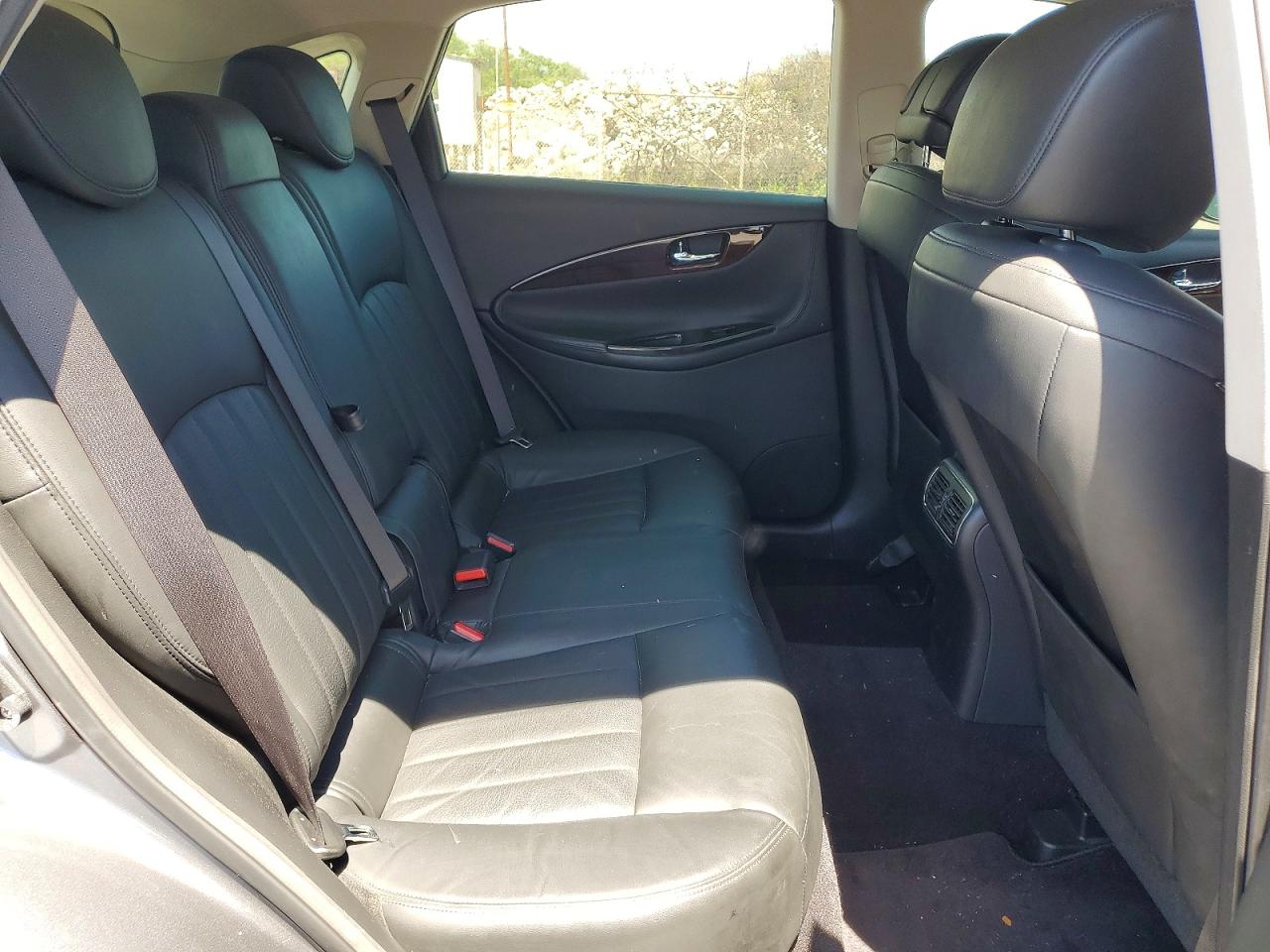 INFINITI Qx Base