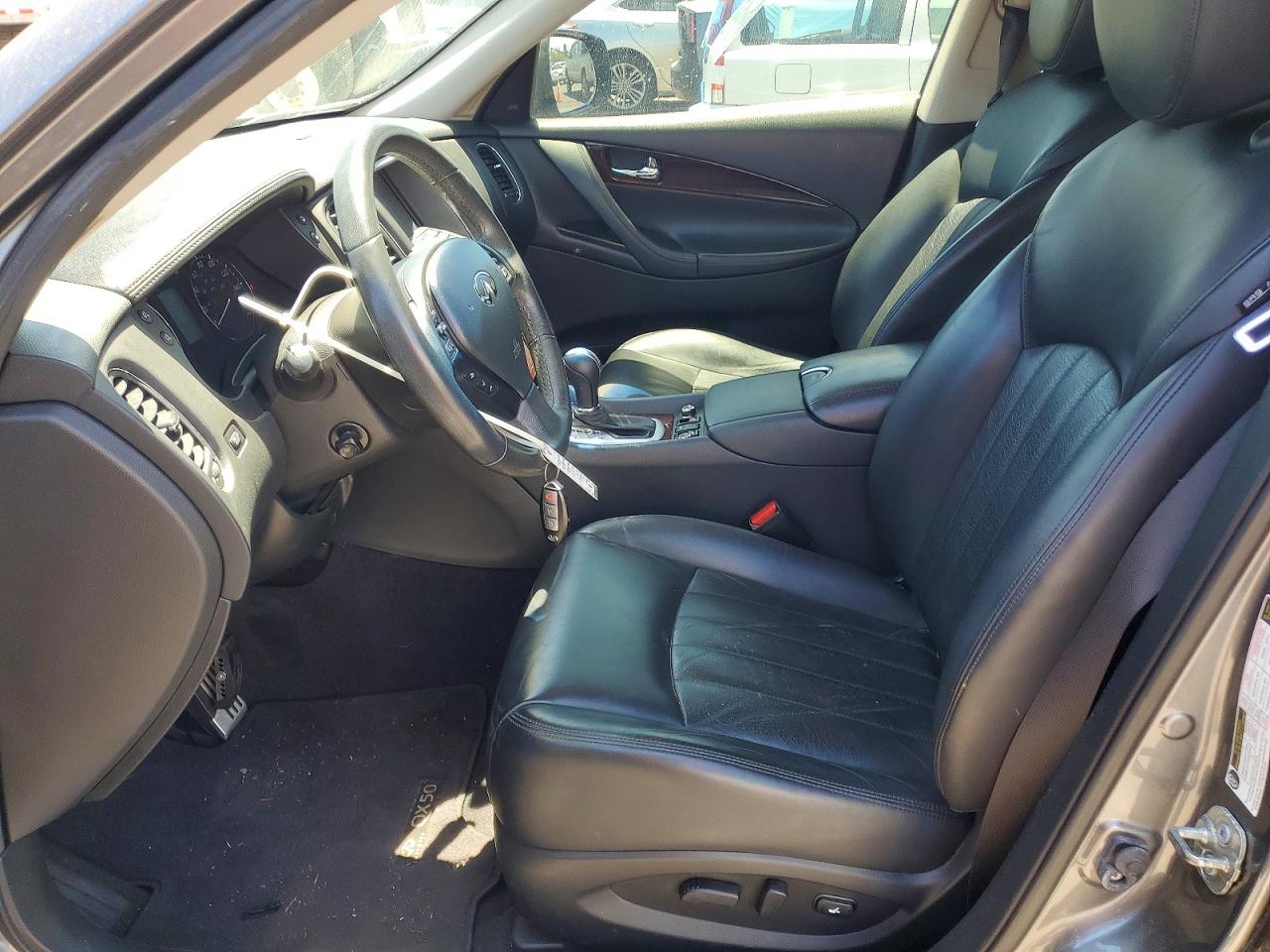 INFINITI Qx Base