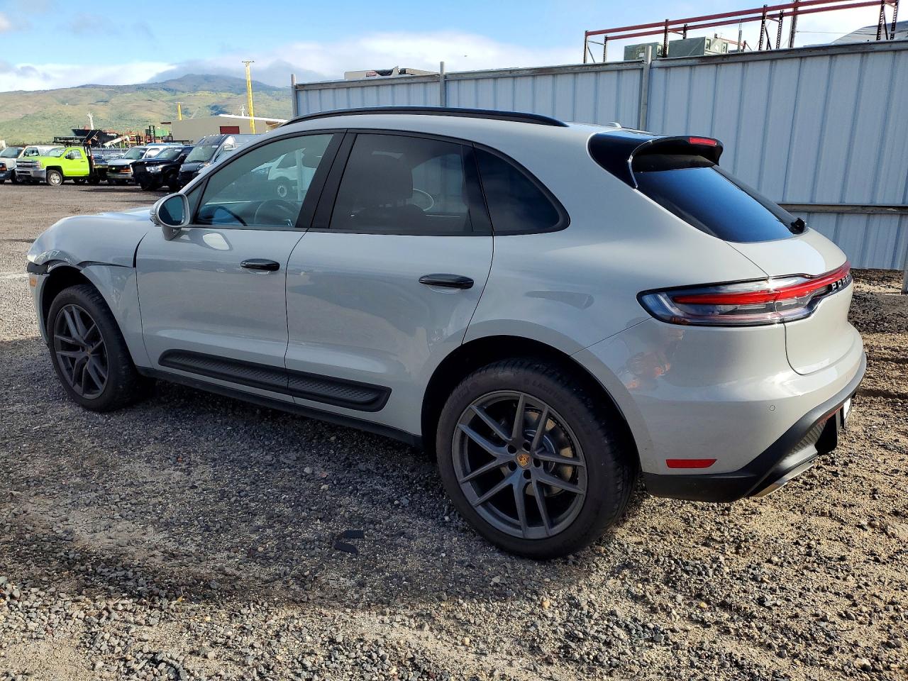 Porsche Macan Base Base
