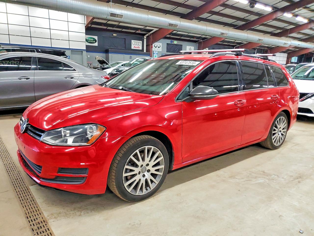 Salvage Volkswagen Golf Image
