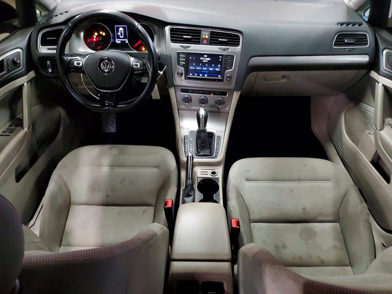 Volkswagen Golf S