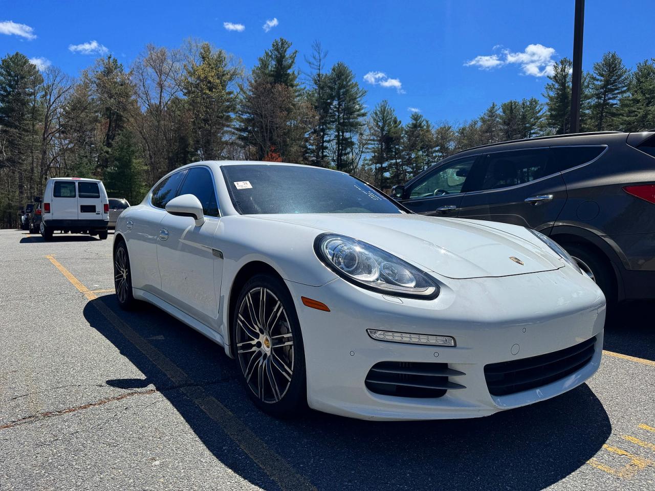 2015 Porsche Panamera WP0AB2A72FL******