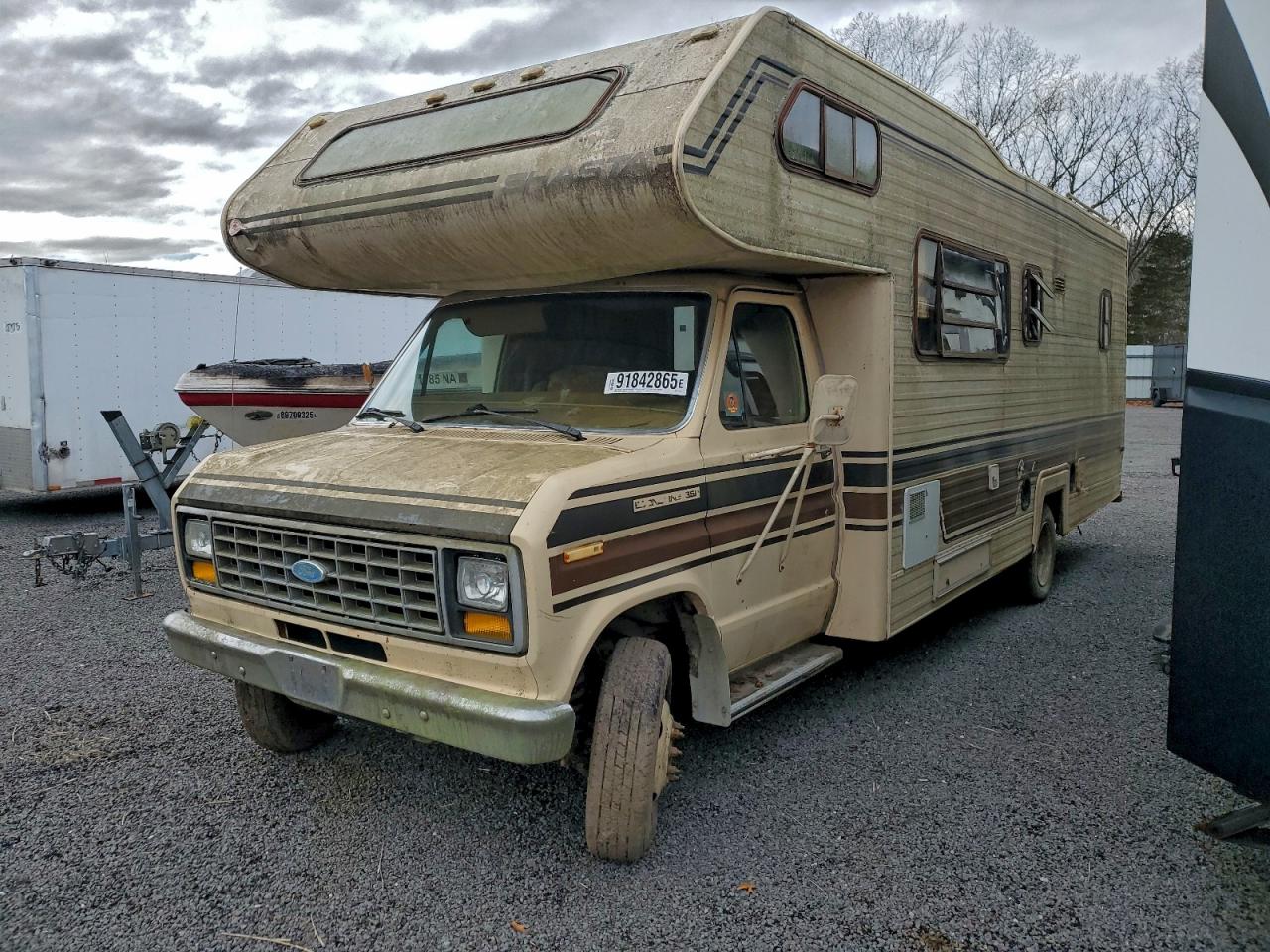 Salvage Ford Econoline Image
