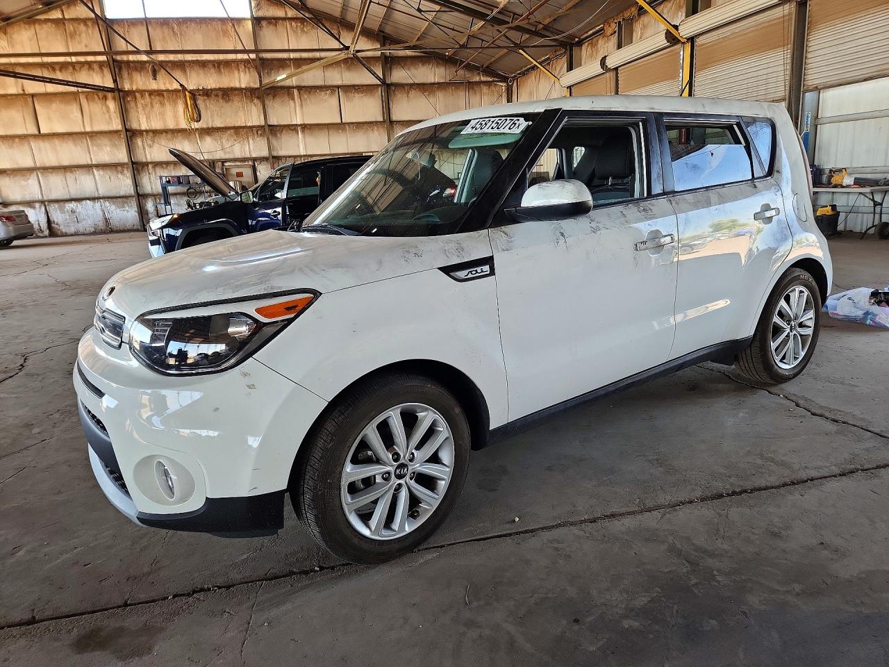 Salvage Kia Soul Image