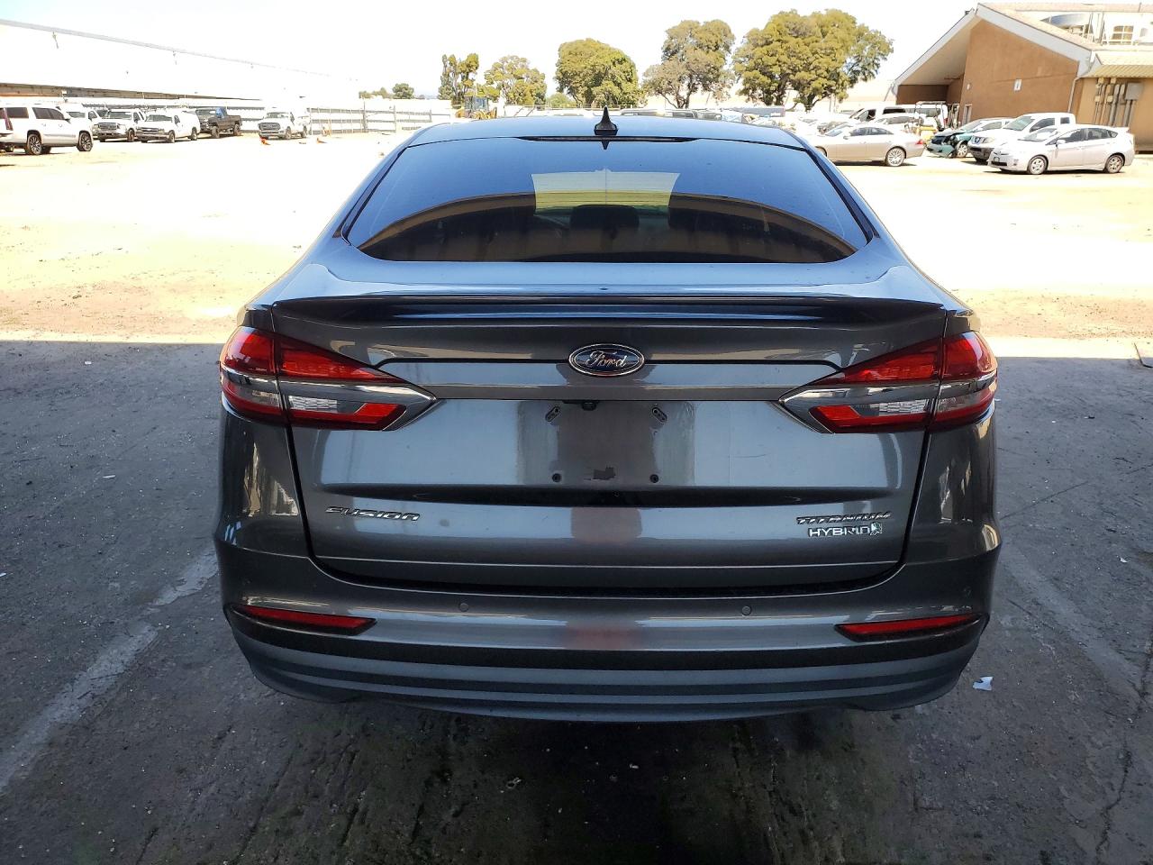 Ford Fusion Titanium
