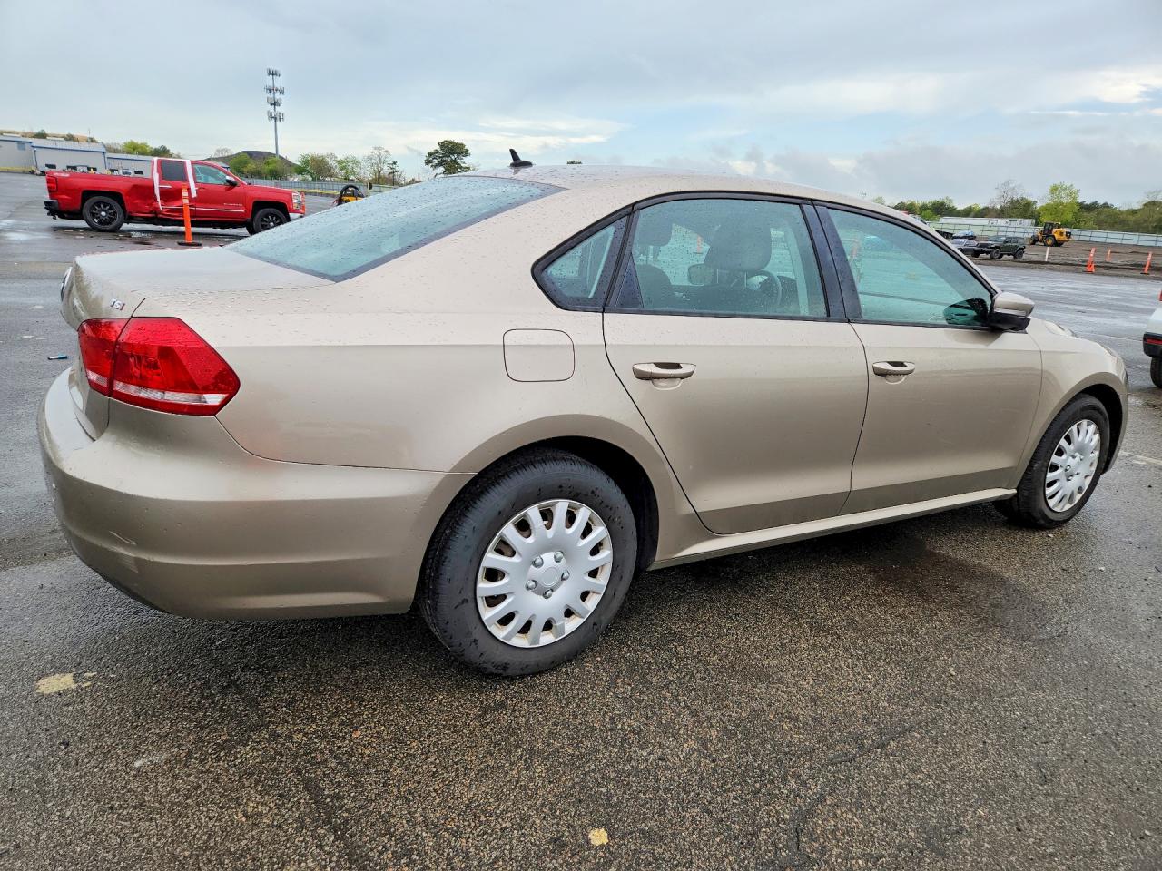 Volkswagen Passat S