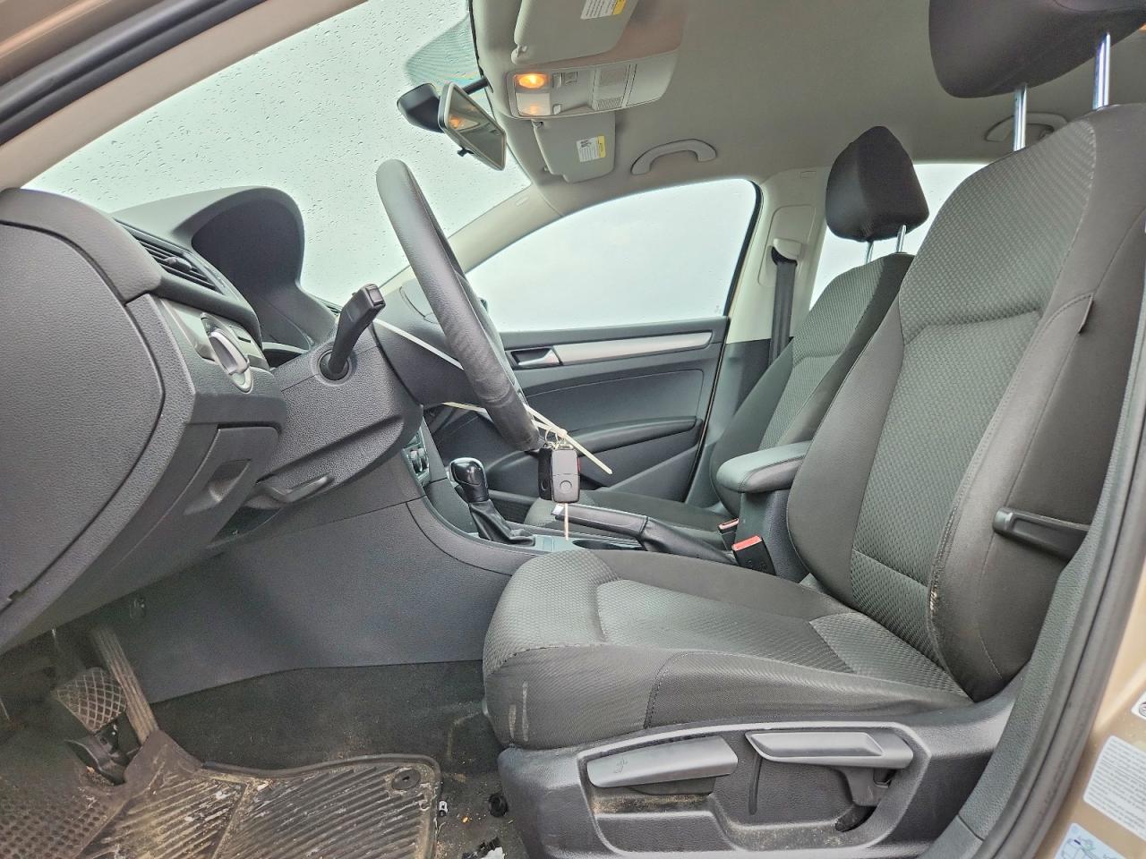 Volkswagen Passat S