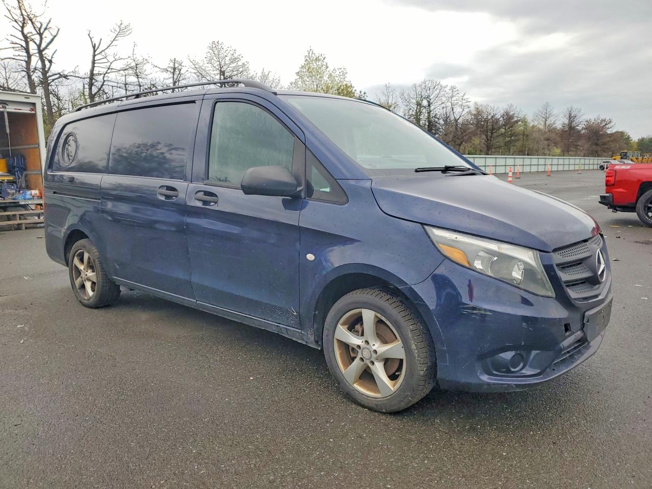 Mercedes-Benz Metris