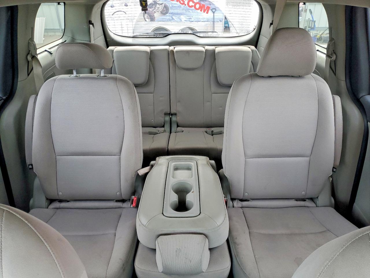 Kia Sedona Lx