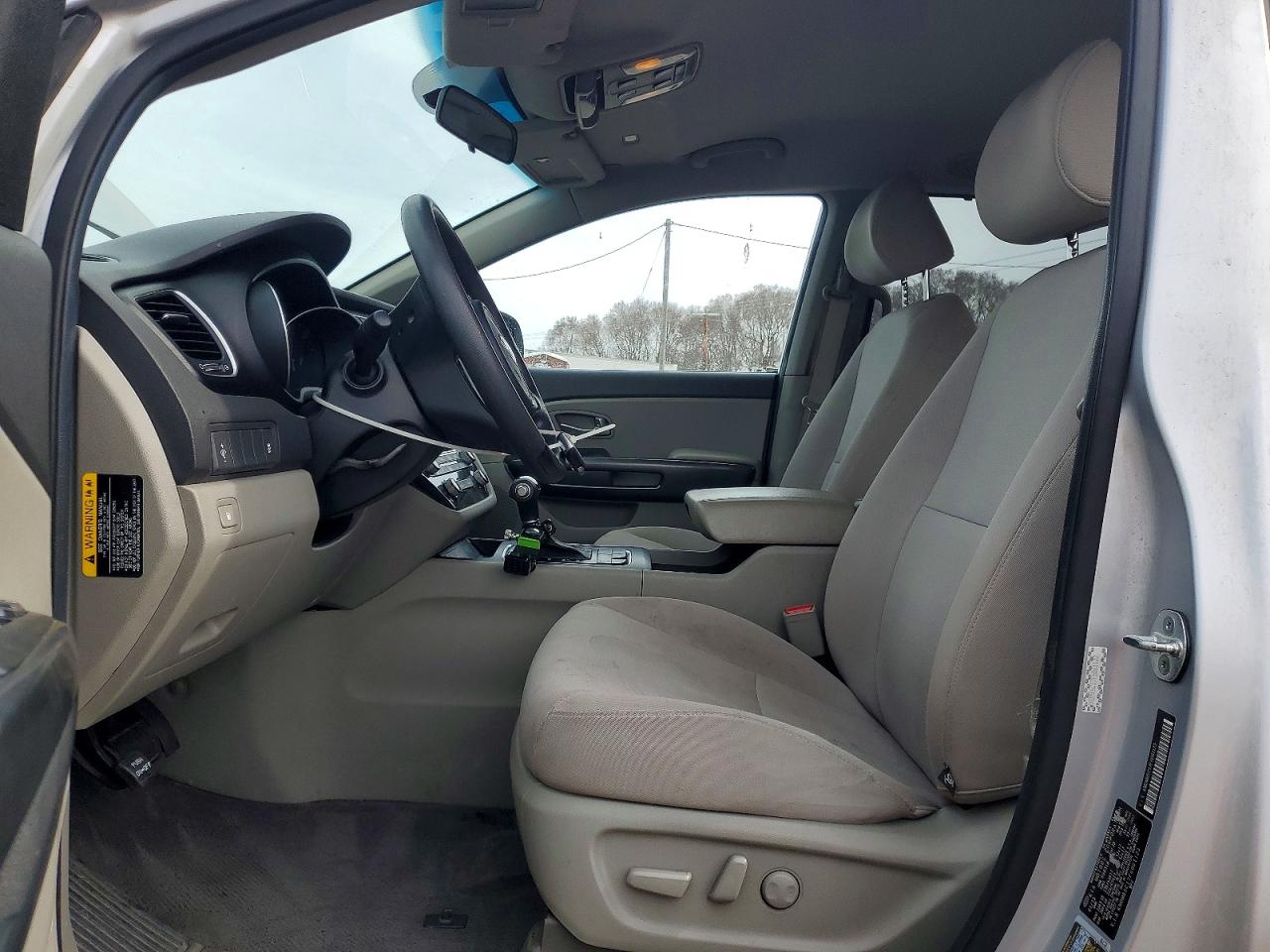 Kia Sedona Lx