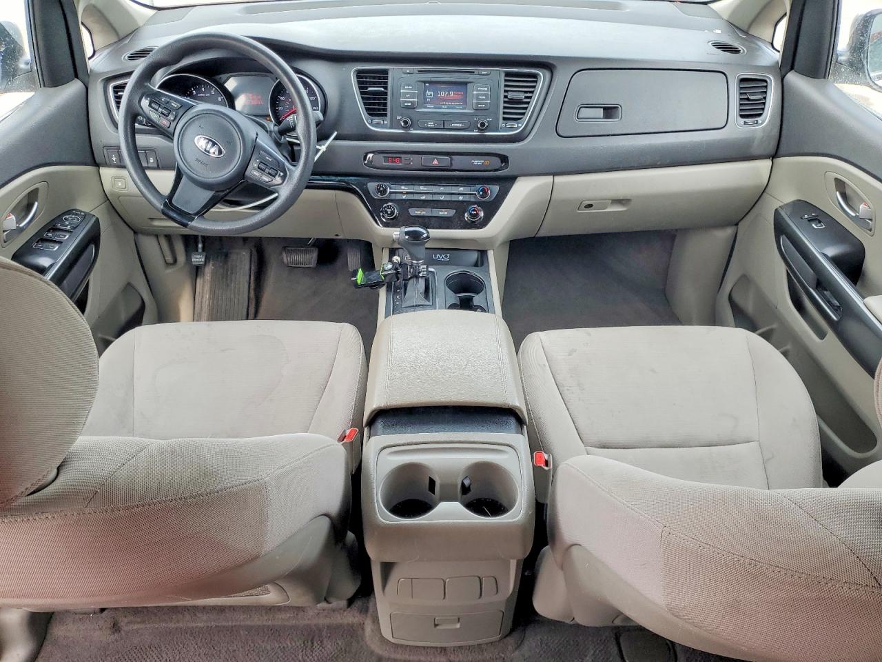Kia Sedona Lx