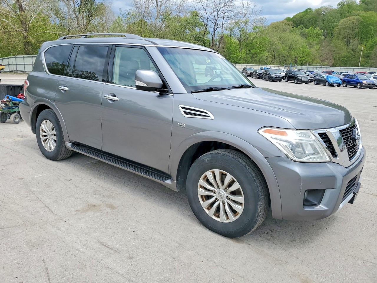 Nissan Armada Sv