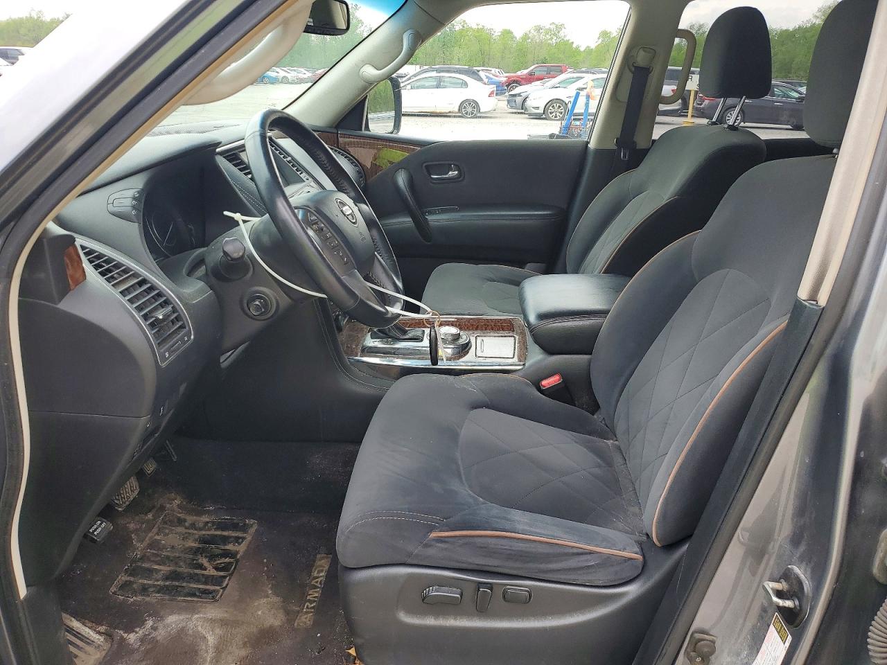 Nissan Armada Sv