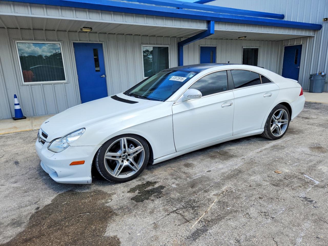 Salvage Mercedes-Benz Cls-class Image