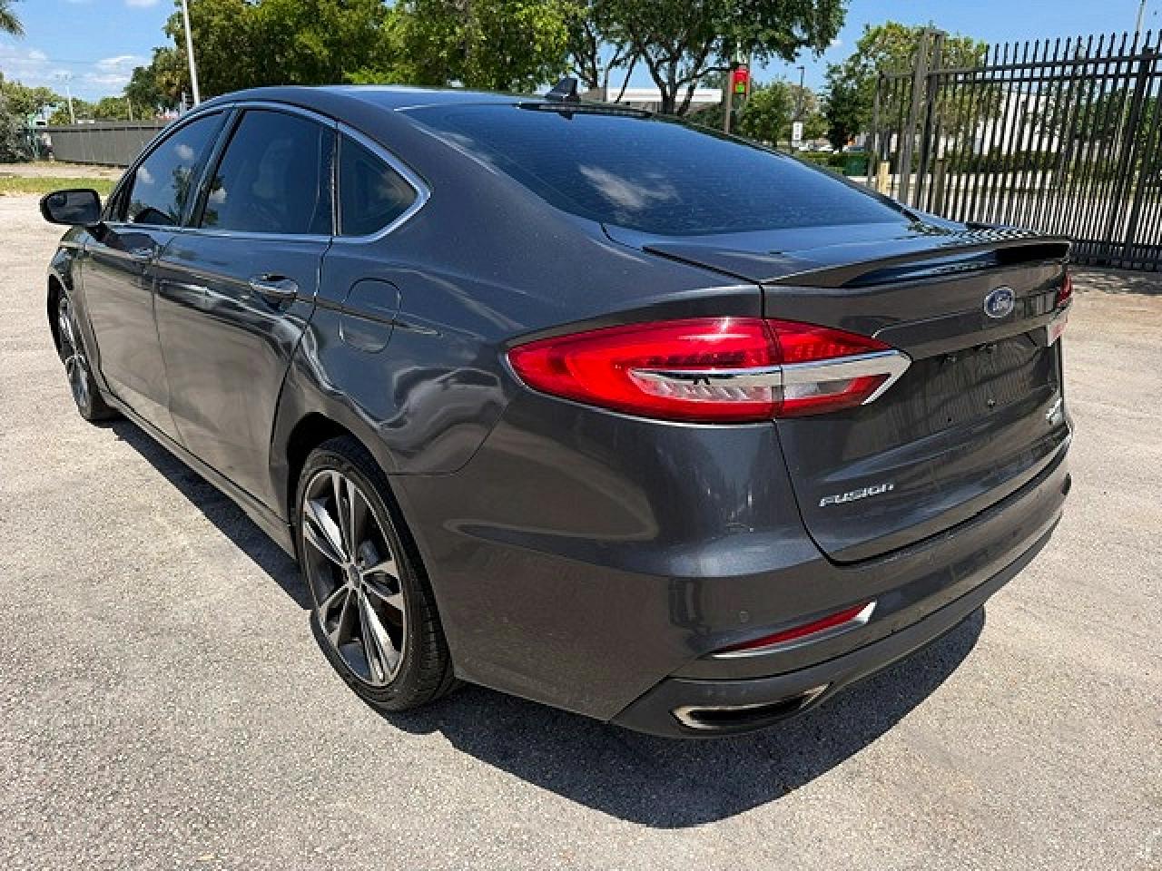 Ford Fusion Titanium