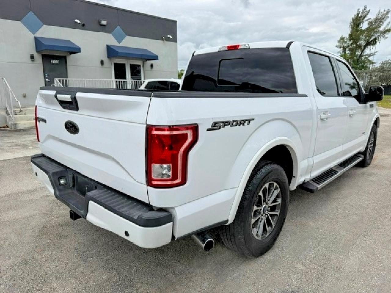 Ford F-150 Supercrew