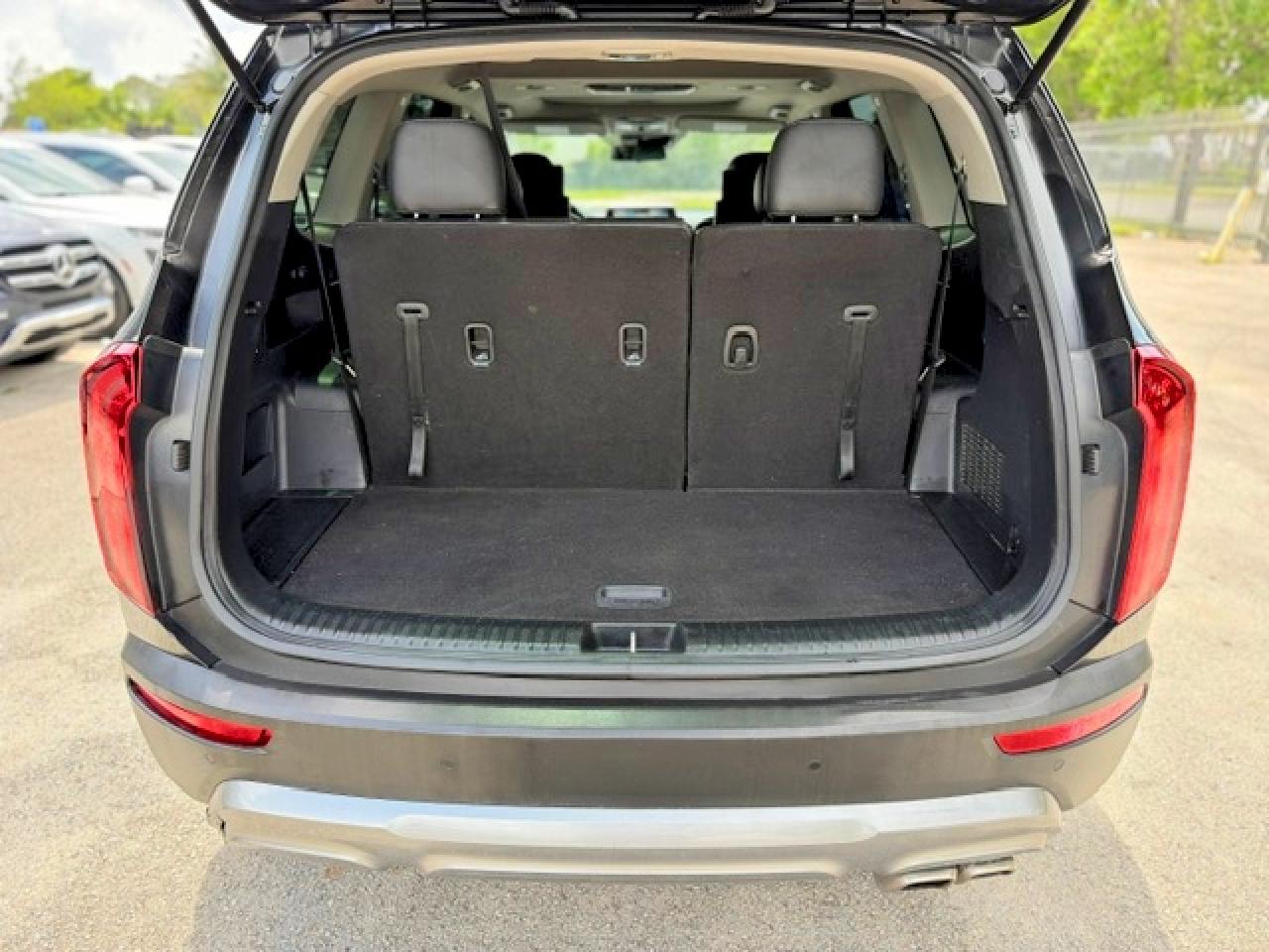 Kia Telluride S
