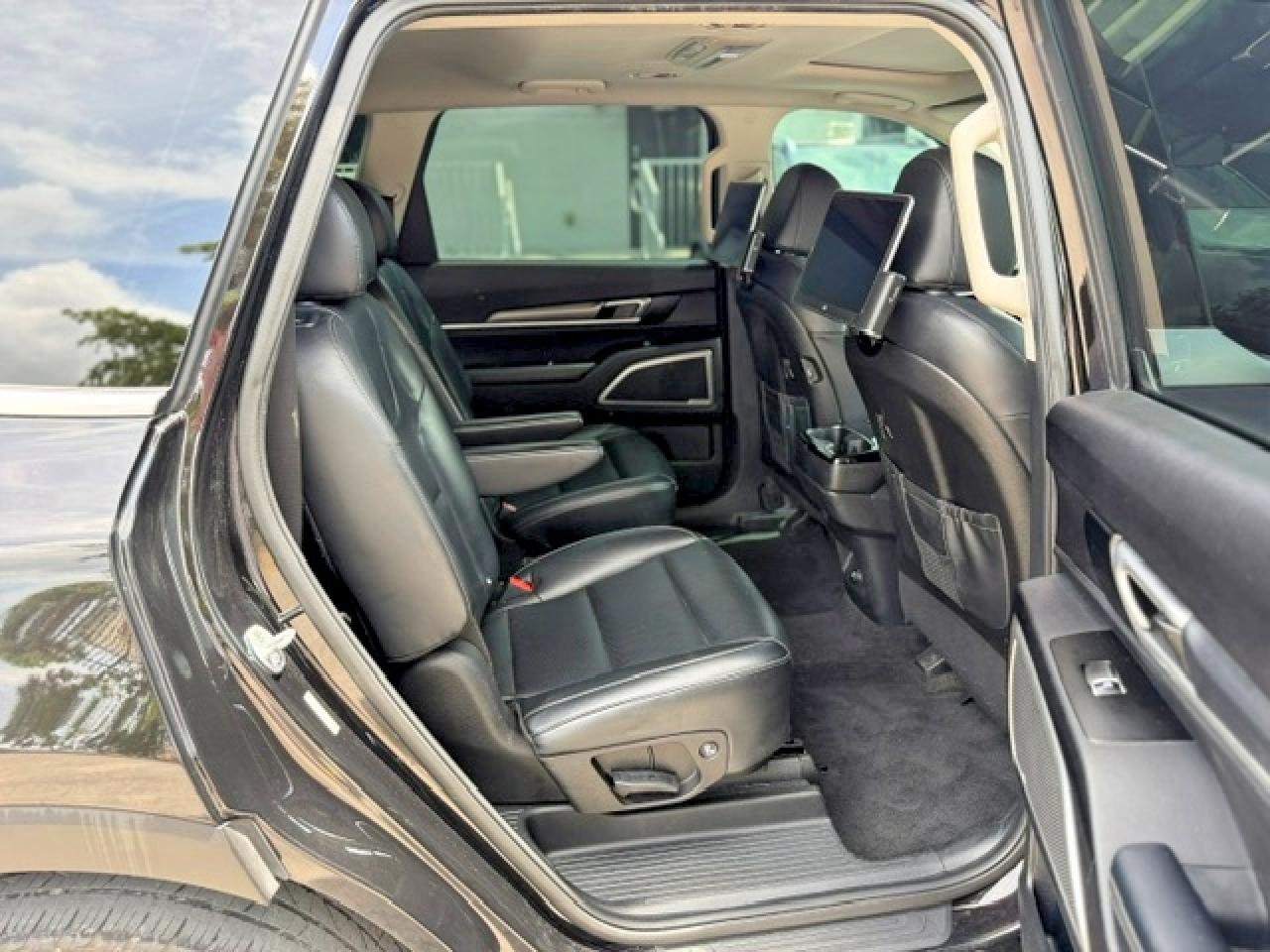 Kia Telluride S