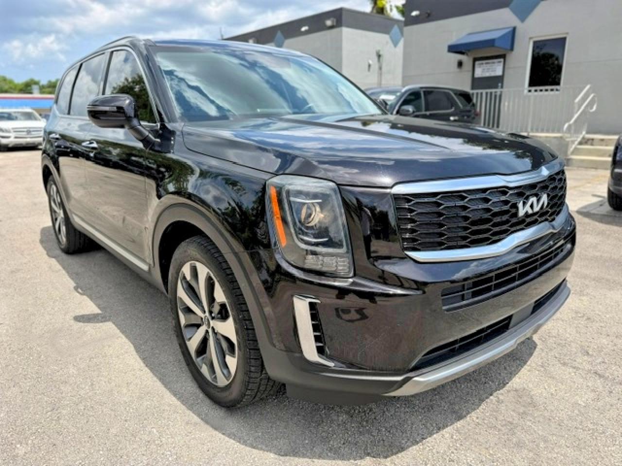 Kia Telluride S