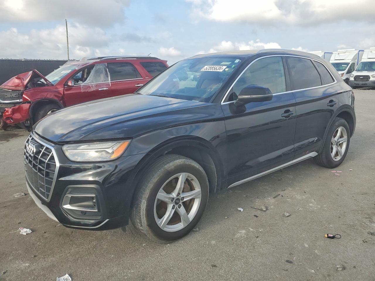 Salvage Audi Q5 Image
