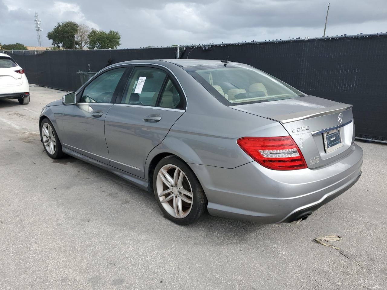 Mercedes-Benz C-Class 250