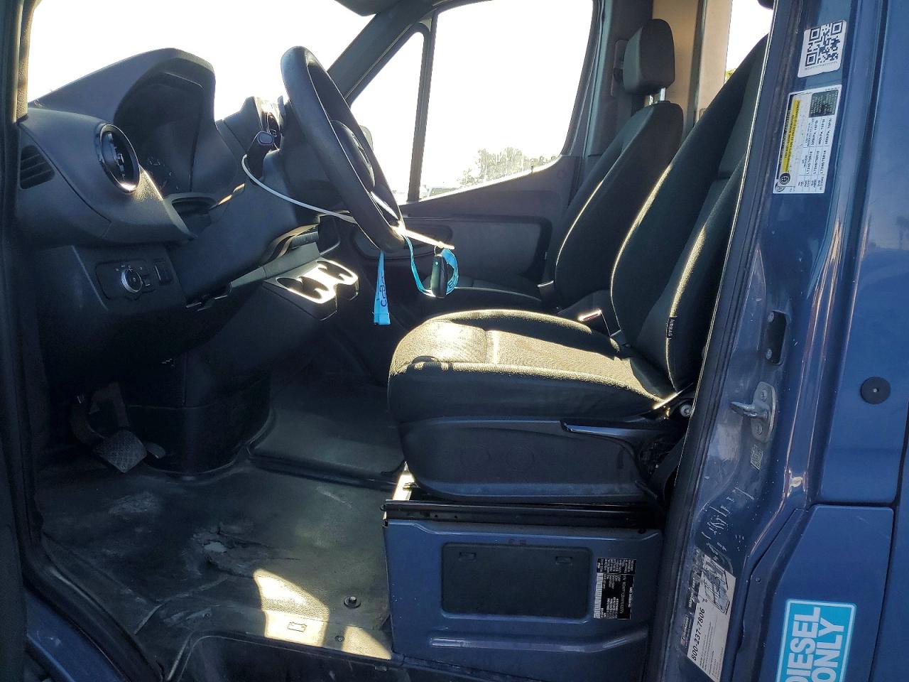 Mercedes-Benz Sprinter 2500